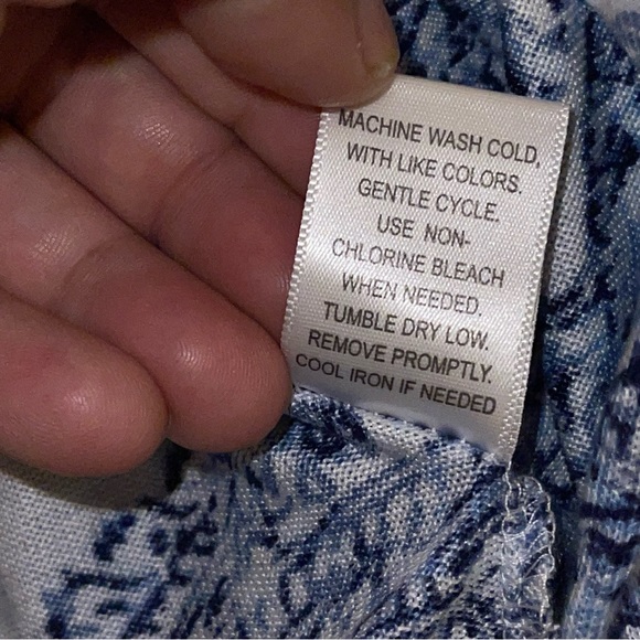 Jaclyn Intimates Cardigan - Picture 7 of 9